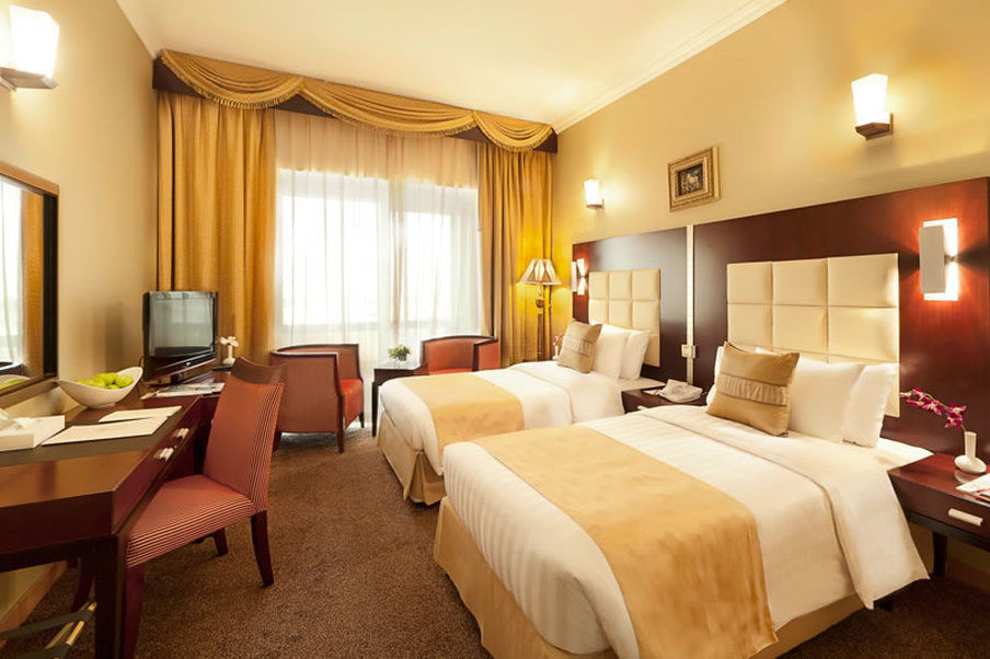 Ewa Hotel Дубай Экстерьер фото